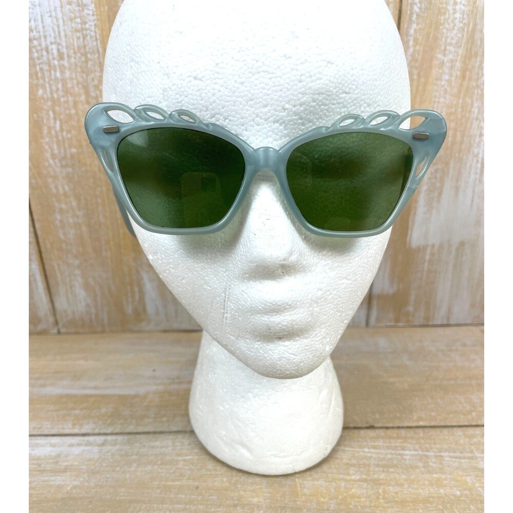 Vintage Willson Green Cat Eye Sunglasses With Green Lenses Made in USA